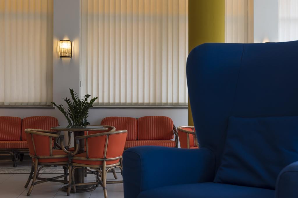 Hotel Flying Pesaro Exterior photo